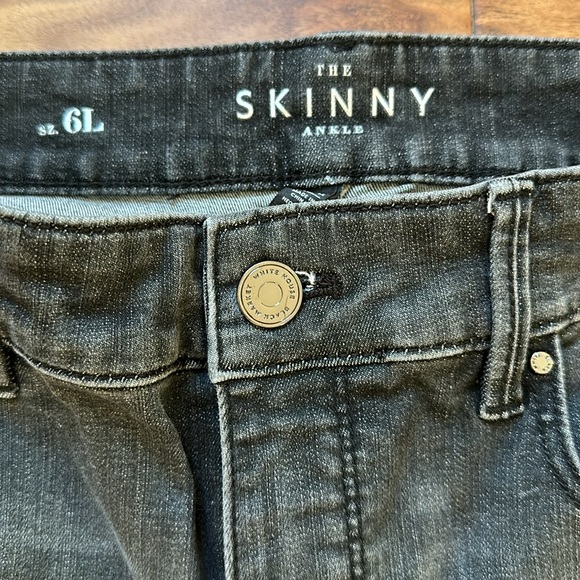 White House Black Market The Skinny Ankle 6L Women’s Jeans - Picture 2 of 5